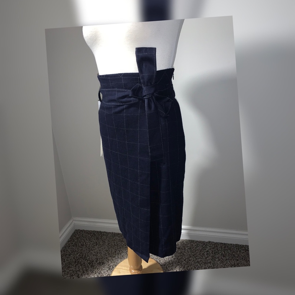 Aritzia Babaton Karl Navi Windowpane Skirt